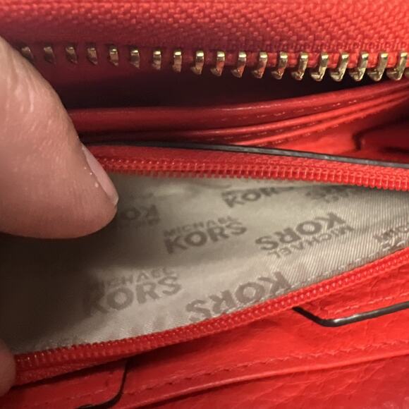 Michael Kors Fulton Zip Large Phone/Wristlet Dark Sangrine - Picture 7 of 10